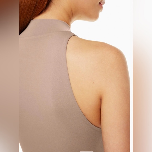 Aritzia Babaton Tan Contour Mockneck Bodysuit Size XXS - Picture 10 of 12